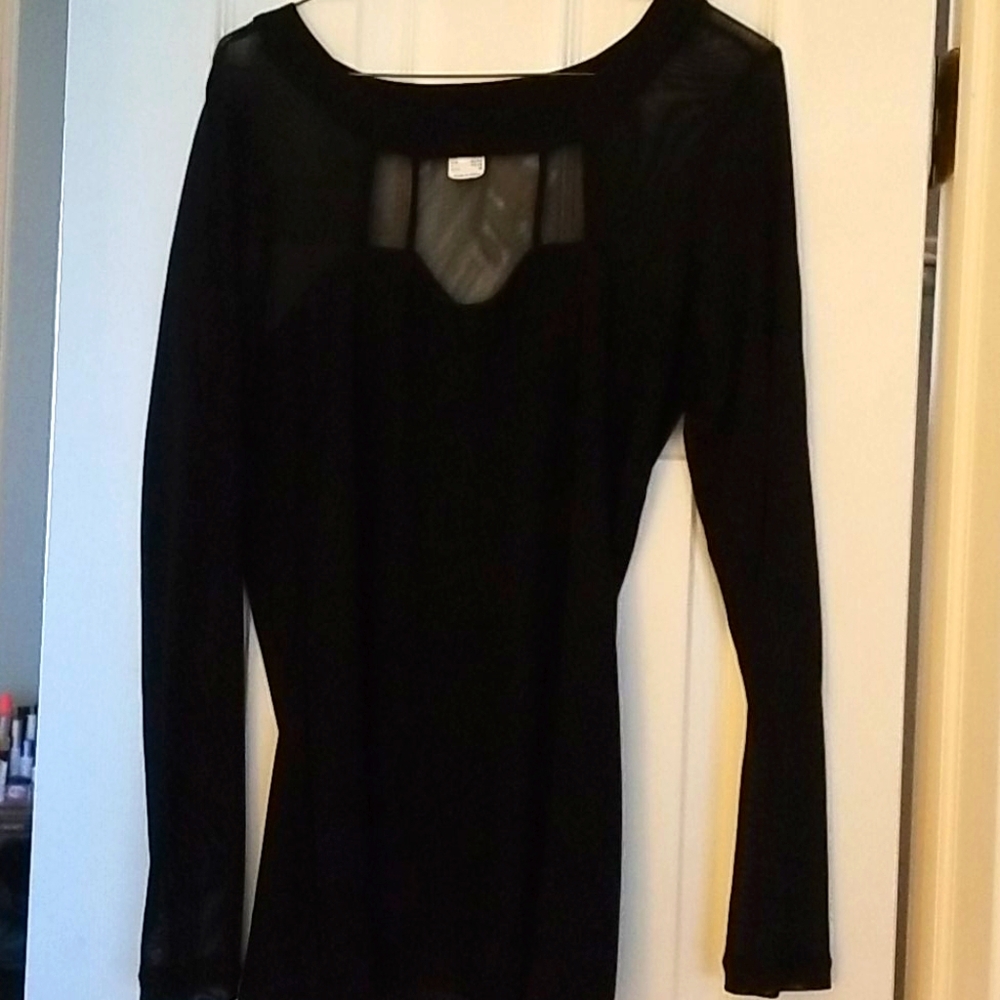 Open heart shape neck with sheer sleeve top